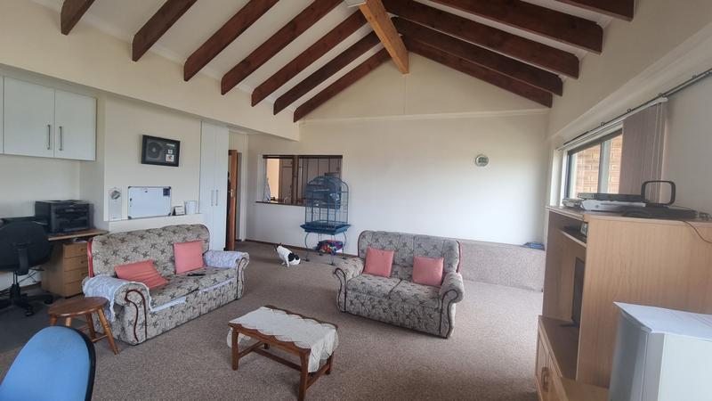 6 Bedroom Property for Sale in Groot Brakrivier Central Western Cape